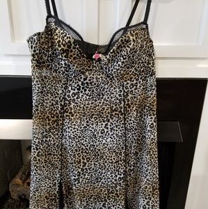 Lane Bryant Size 18-20 Leopard Print Nightgown